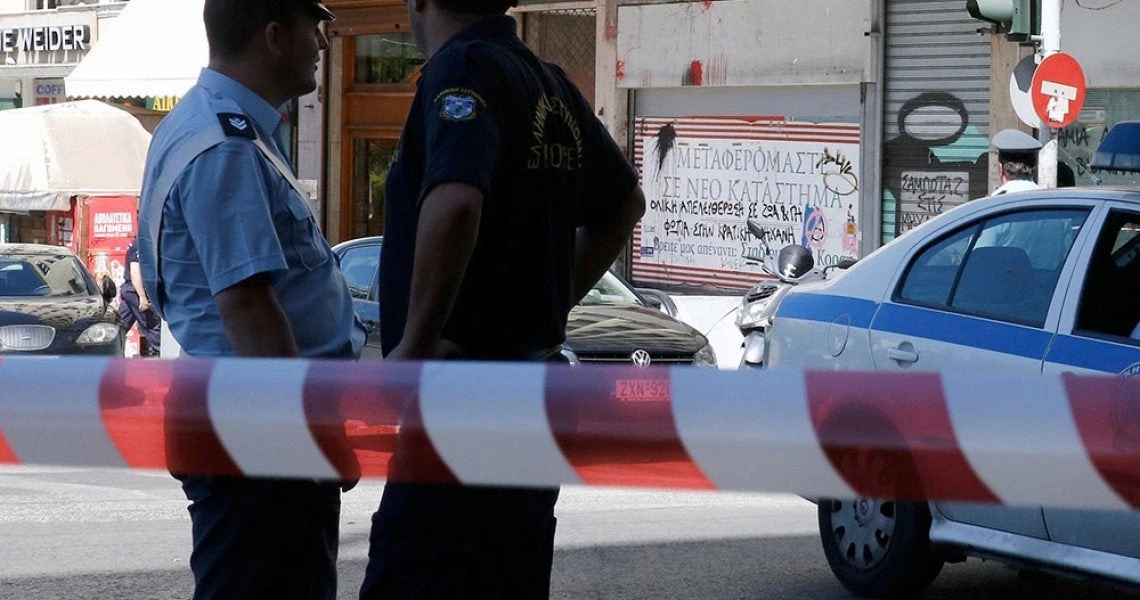 Ληστεία με λεκτική απειλή και μάσκα… Anonymous στα ΕΛΤΑ Αλίμου
